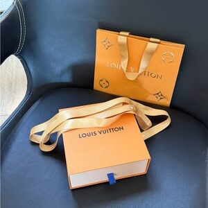 Louis Vuitton Gift Box and Ribbon Set (Special Holiday Edition)